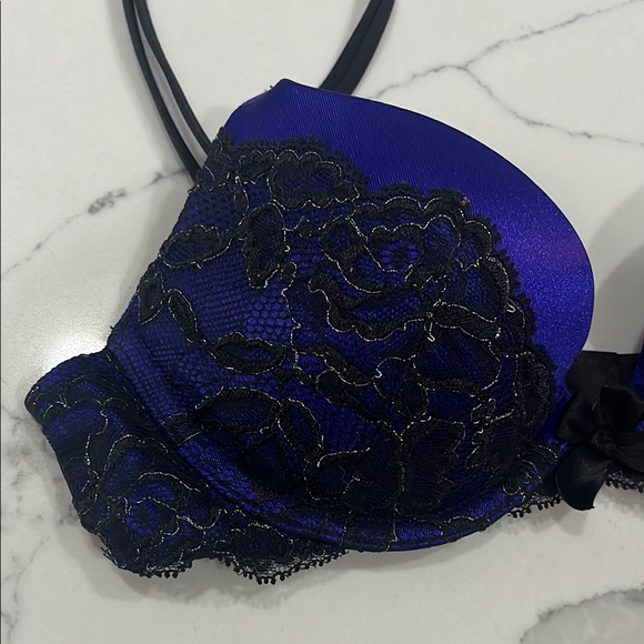 Elegant Purple Lace Bra - Picture 2 of 6